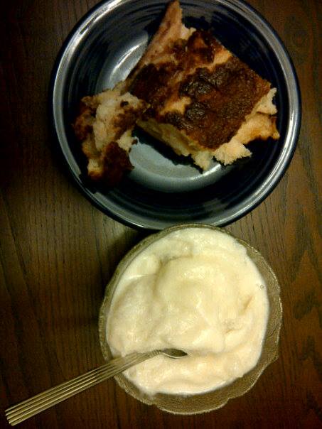 Eplakaka með vanillu prótínís