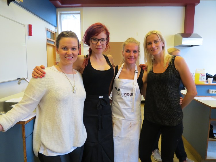 Naglinn með sinni ómissandi hjálparhellu, Ingu Maríu og snillingunum Sirrý og Ólöfu frá NOW.